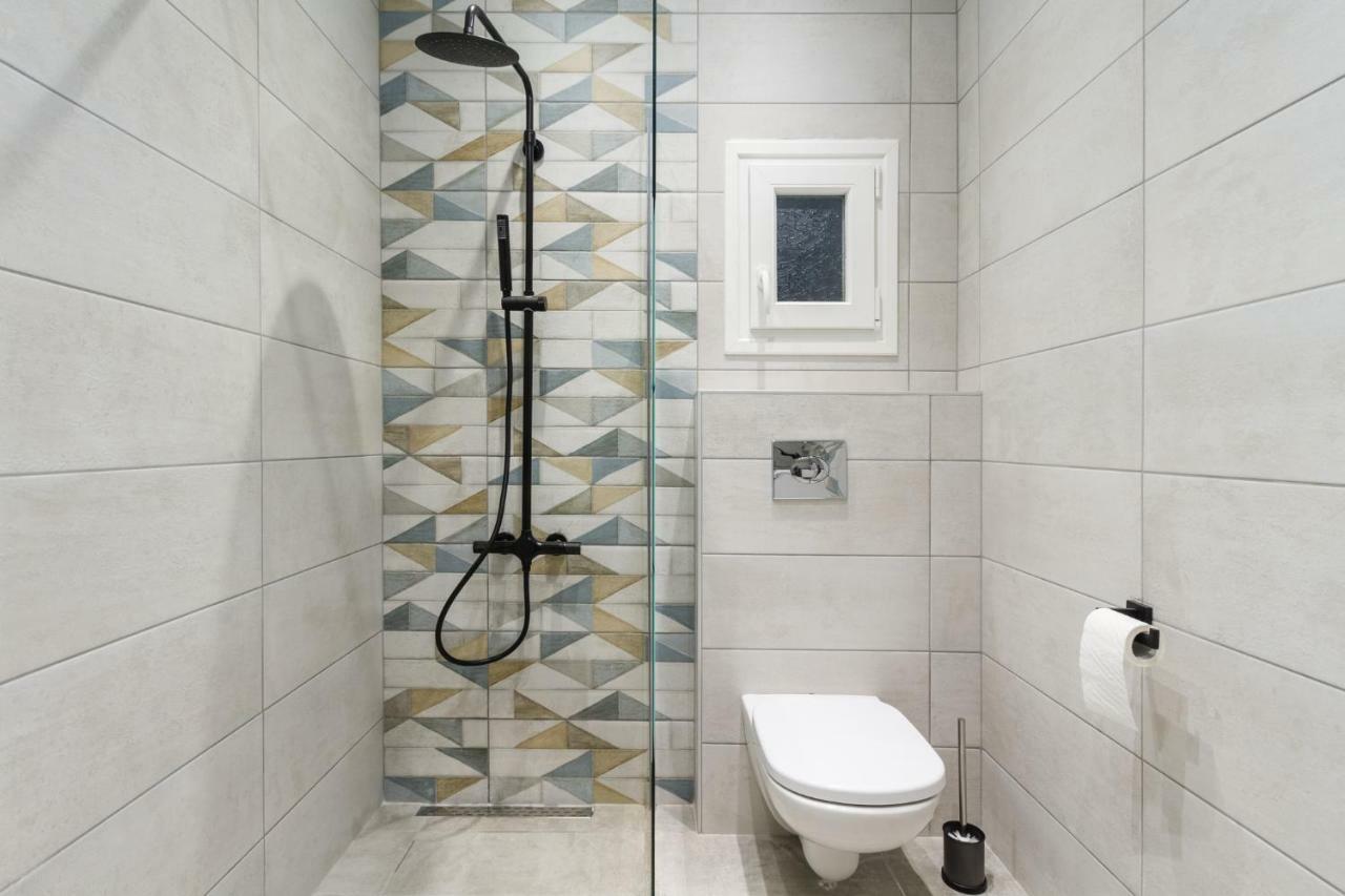 Nordic Design 5Star Apartment Salonicco Esterno foto
